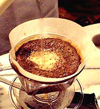 コーヒーの淹れ方　【仕上げ】 一定ペースの湯